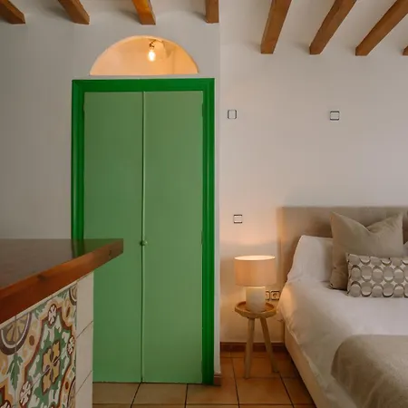 Castelar Suite, Old Town, Balcony And Terrace, Seaview דירה *